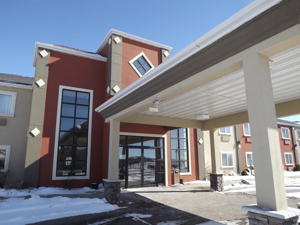 Howard Johnson By Wyndham Oacoma Hotel & Suites Exterior foto